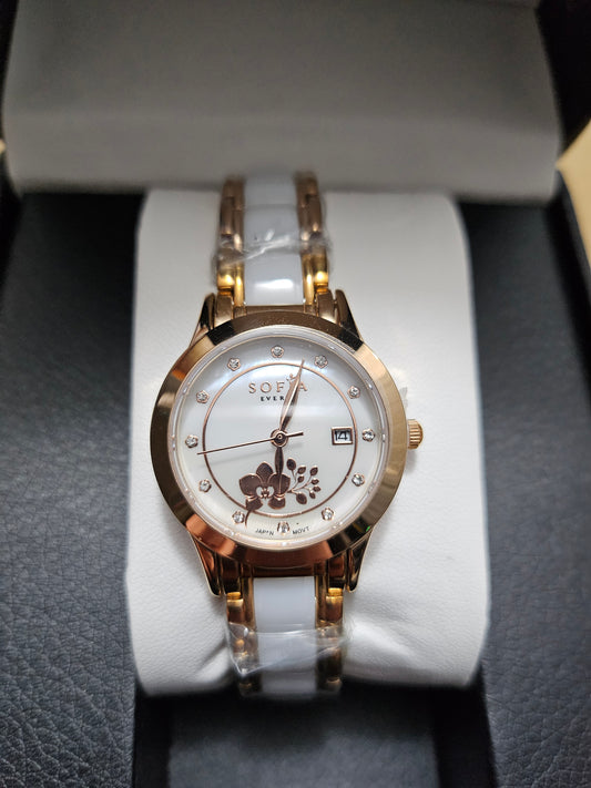 Sofia Everly Dameklokke Hvit i gaveeske- Elegant Norsk Design