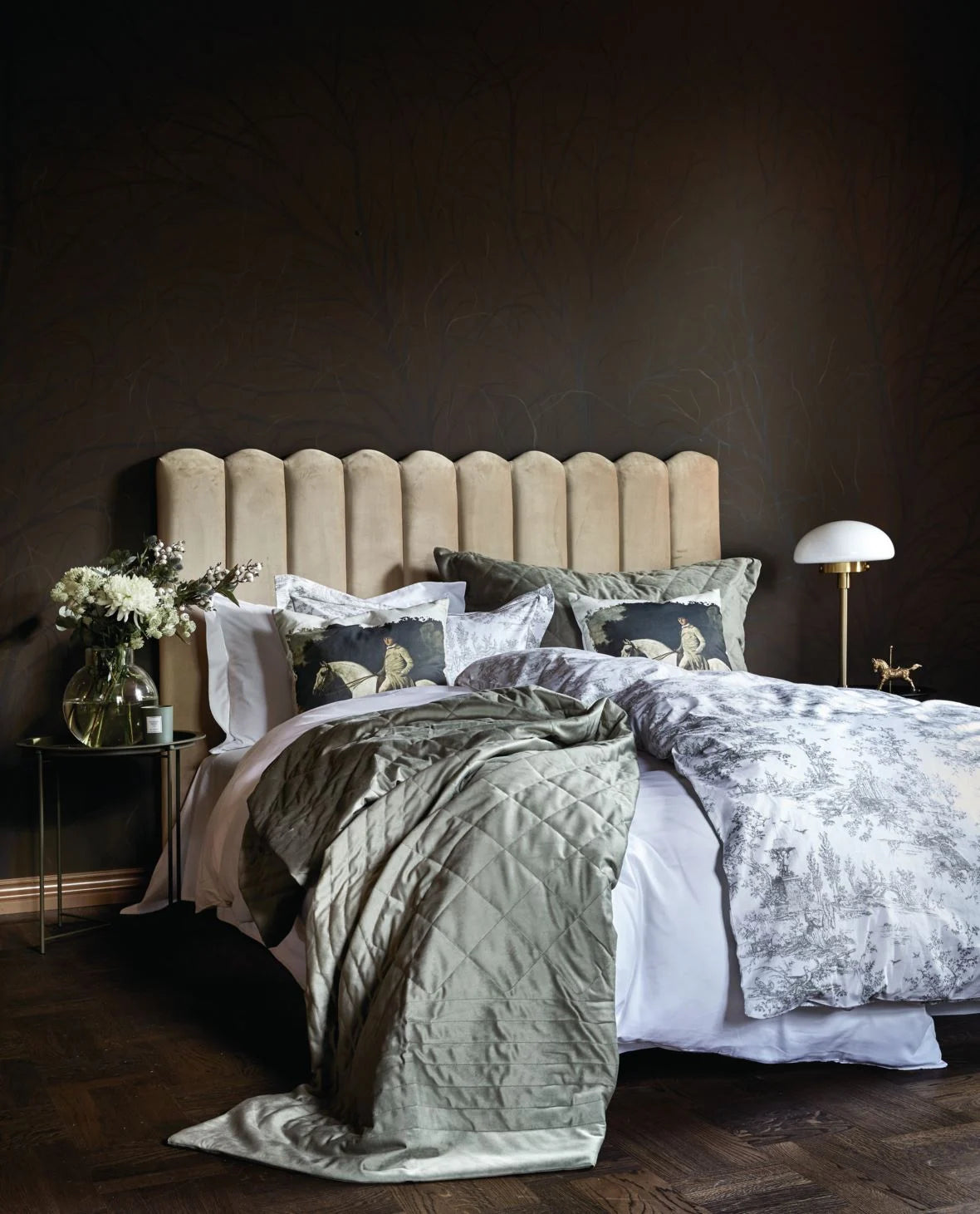 Bianca Sengegavl beige velour - 180x125x8 cm