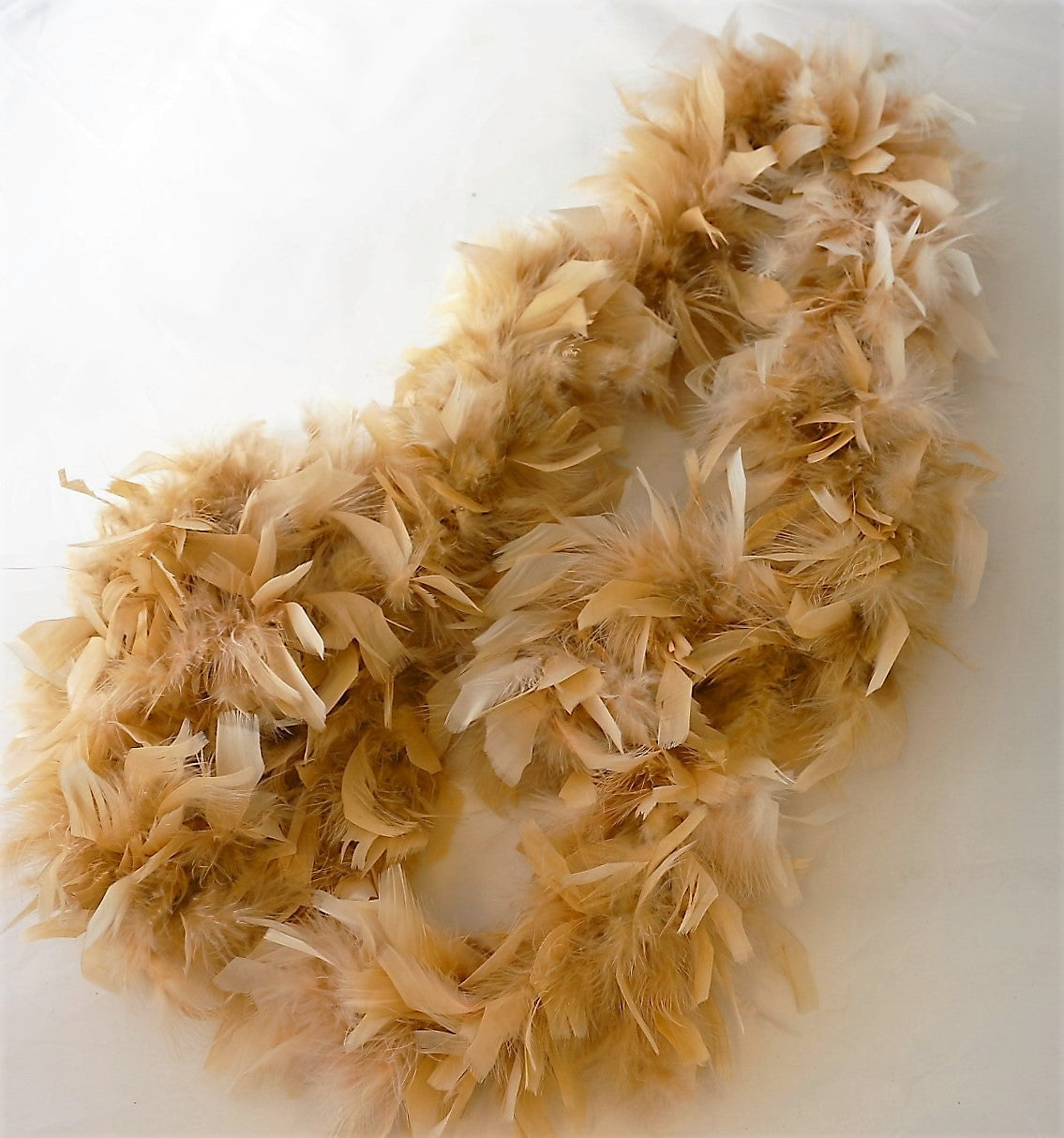 Temadekor Boa med Fjær 180 cm - Beige Fjærboa til Fest