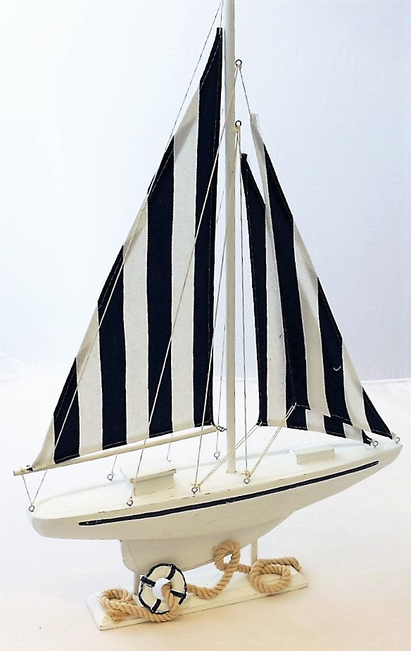 Maritim Seilbåt i Tre - Perfekt Gave til Båtelskeren | 64 cm Dekorativ Trebåt