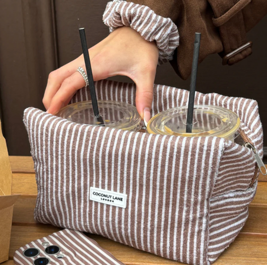 Coconut Lane Toalettmappe med Striper - reiseveske