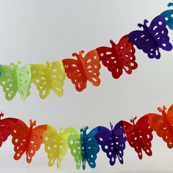 Sommerfuglranke 600 cm - Fargerik dekorasjon