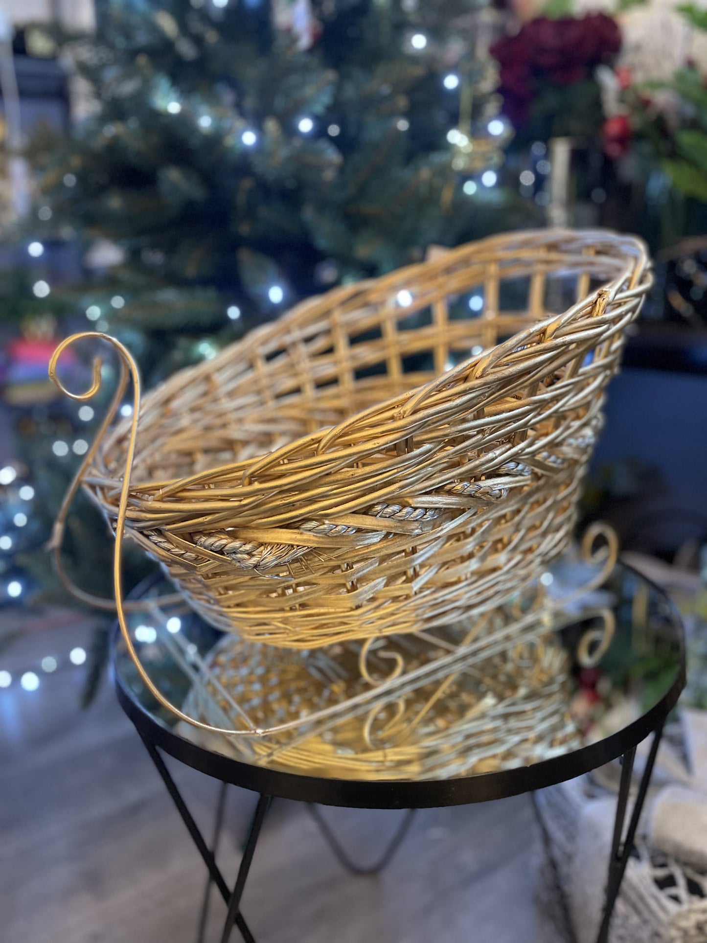 Luksuriøs Gullbelagt Jule-Slede - Håndflettede Detaljer (41x26cm)