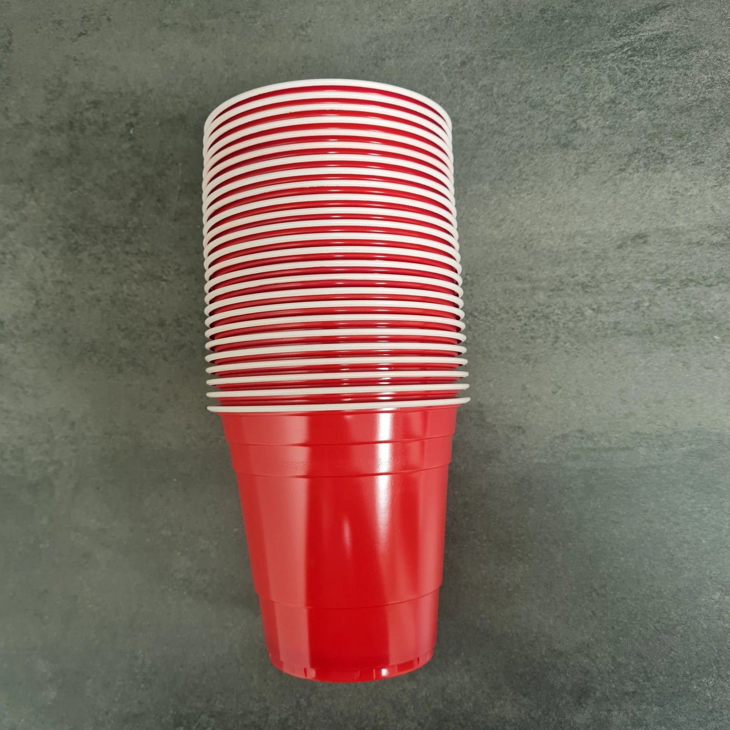 Beer Pong Kopper Røde 25 stk - Partykopper i Plast | Drikkespill