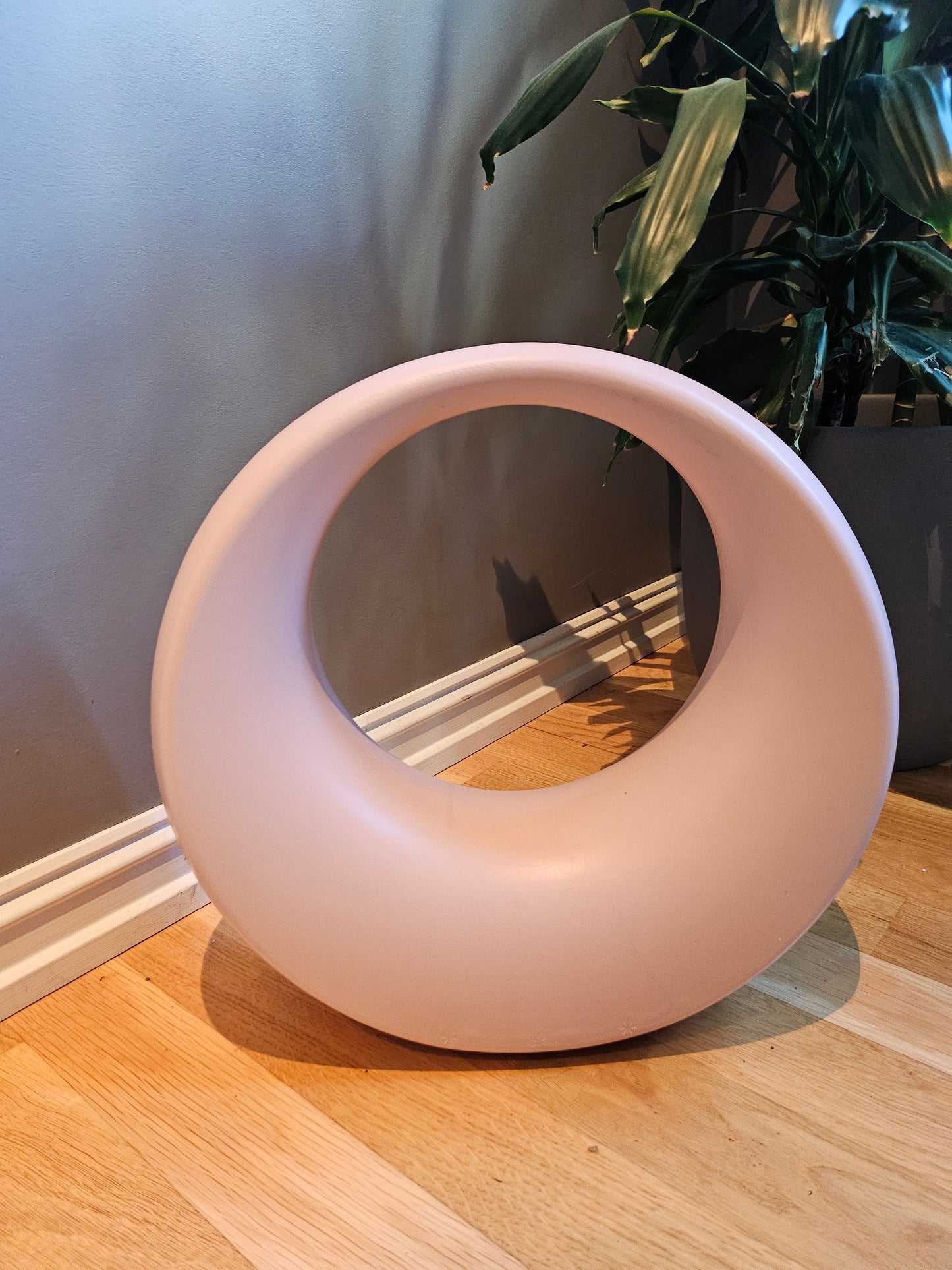 Moon Kettlebell - dekorativ og slitesterk