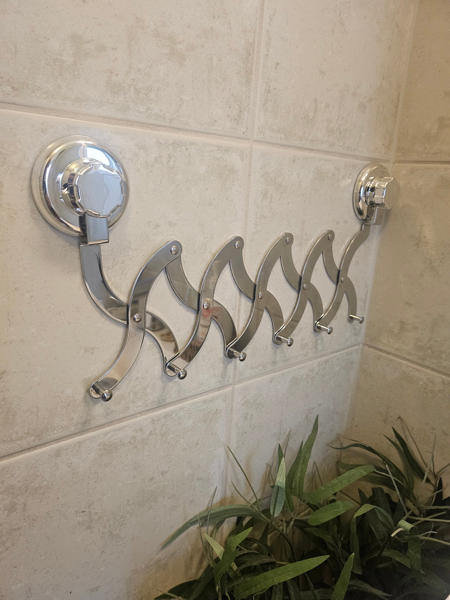 Best Lock uttrekkbar kleshenger med sugekopp- oppheng