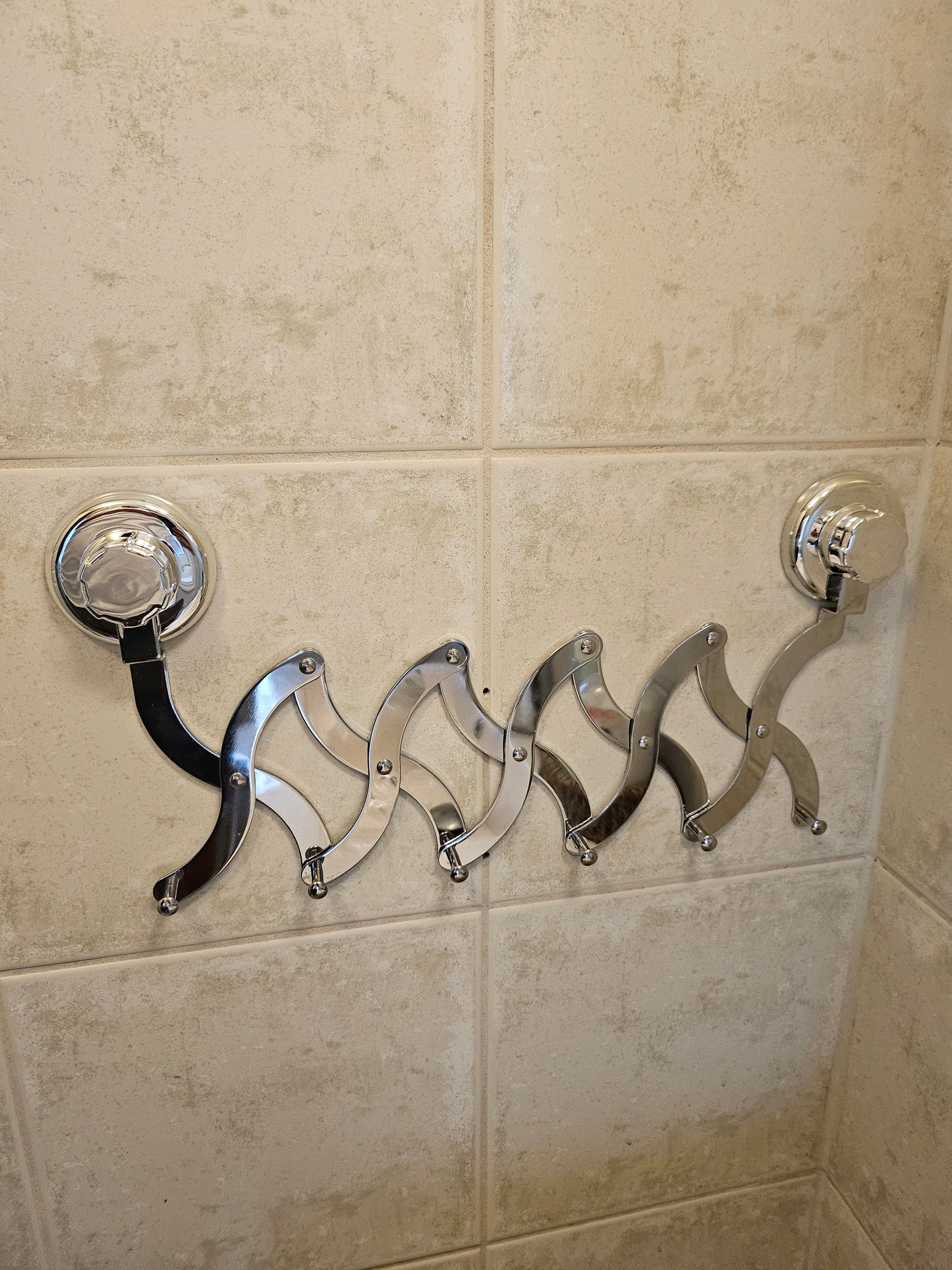 Best Lock uttrekkbar kleshenger med sugekopp- oppheng