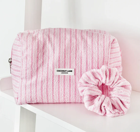 Coconut Lane toalettmappe og scrunchie- reiseveske