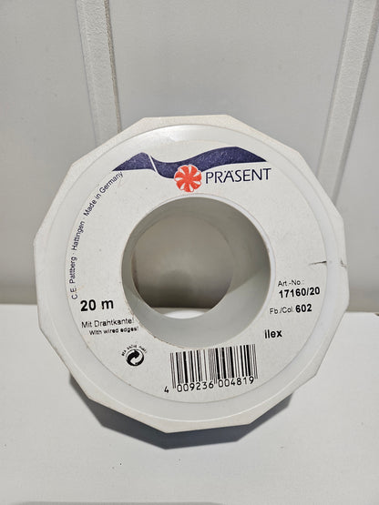 Prasent silkebånd Ilex lys blå m\sølvdetaljer 60 mm - 20m