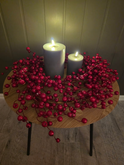 Ranke med Kvister og Røde Bær 150cm - Julepynt & Dekorasjon