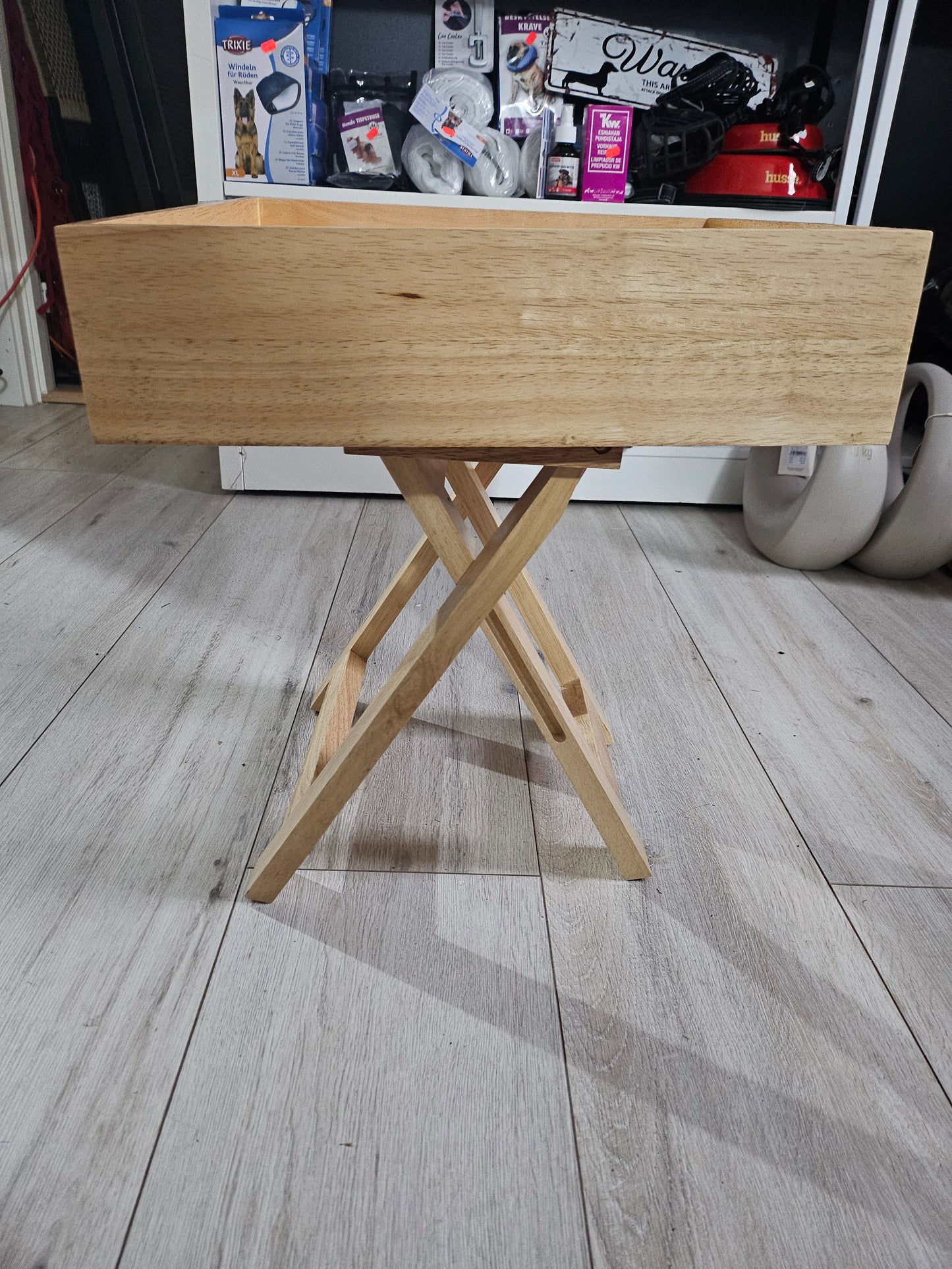 Koselig Lite Trebord 45x40 cm - Nordisk Sidebord - brettbord