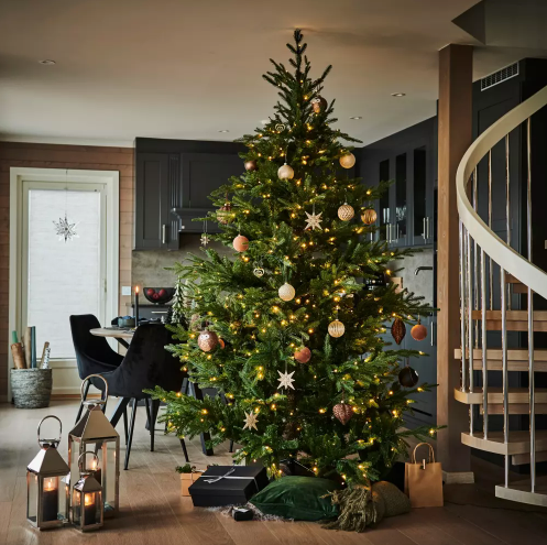House Of Christmas Sonja Hafjell kunstig juletre 240 cm med 650 LED-lys