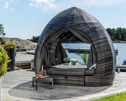 InGarden Palm Springs Daybed