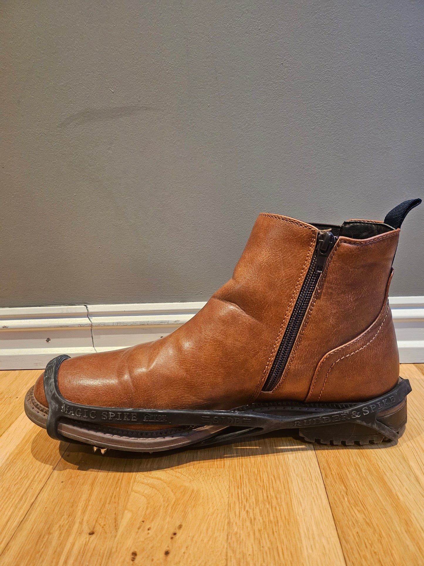 Ispigger Universal Medium 37-43 - Magic Spiker Brodder