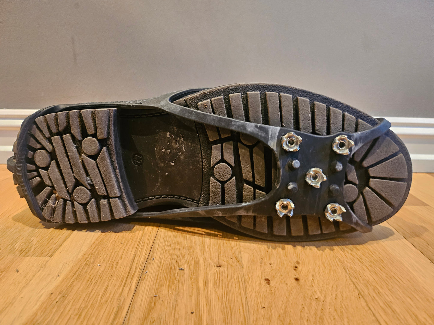 Ispigger Universal Medium 37-43 - Magic Spiker Brodder