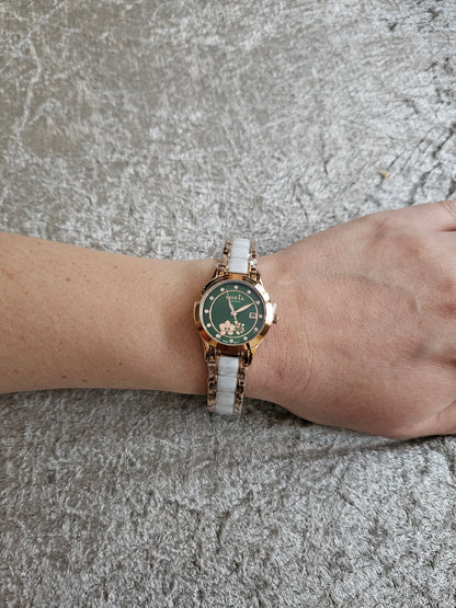 Sofia Everly Dameklokke grønn i gaveeske - Elegant Norsk Design